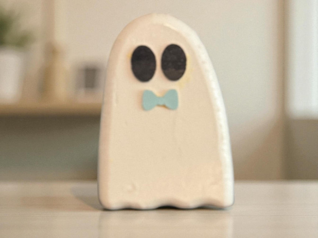 Mix and Match Familiy Ghosts Halloween Decor